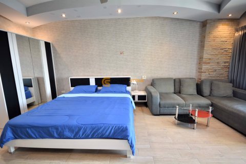Condominio de 1 dormitorio en Jomtien Beach, Pattaya, Tailandia № 204909 - foto 2