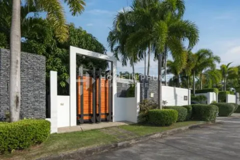 Casa de 4 dormitorios en Nai Harn Beach, Tailandia № 152523 - foto 18