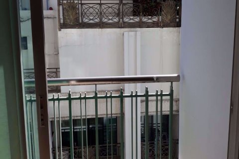 Кондоминиум с 1 спальней в Ваттхане, Бангкок, Таиланд № 59425 - фото 6
