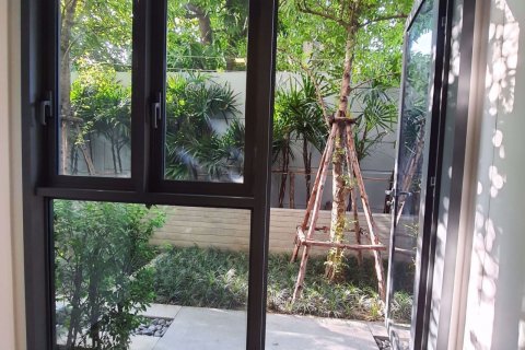 Off-Plan Taka Haus Ekamai 12 in Bangkok, Thailand № 27688 - Foto 9