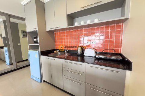 Condominio de 1 dormitorio en Jomtien Beach, Pattaya, Tailandia № 204889 - foto 6