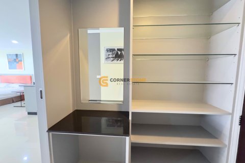 Condominio de 1 dormitorio en Jomtien Beach, Pattaya, Tailandia № 204889 - foto 11
