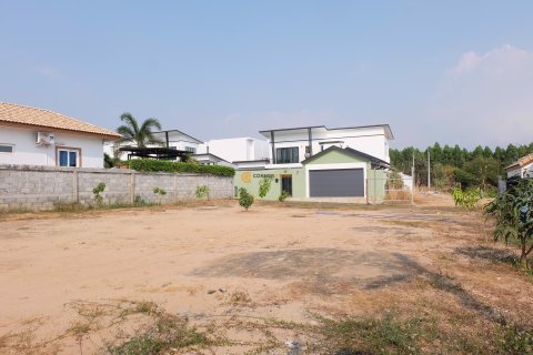 Terreno en Bang Lamung, Tailandia № 204892 - foto 3