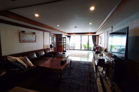 Condominio de 3 dormitorios en Watthana, Bangkok, Tailandia № 47883 - foto 4