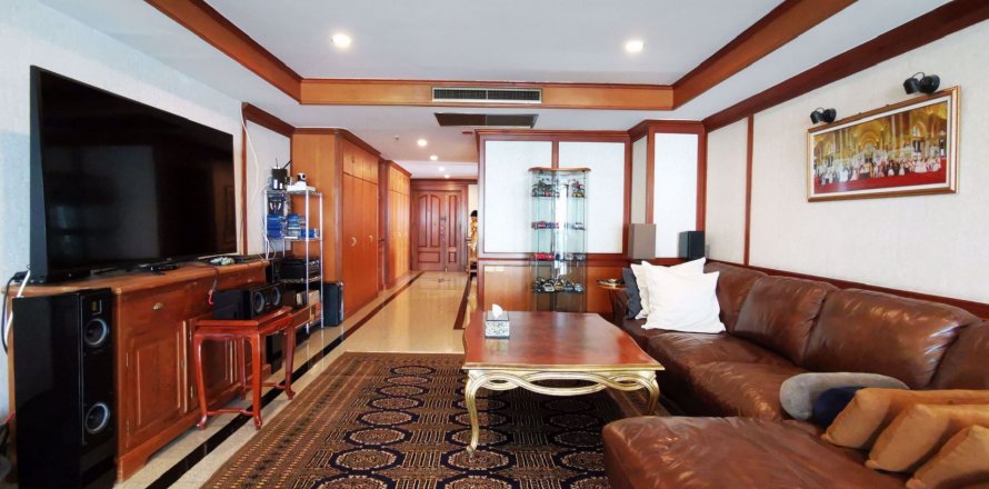 Condominio de 3 dormitorios en Watthana, Bangkok, Tailandia № 47883