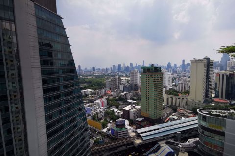 Condominio de 3 dormitorios en Watthana, Bangkok, Tailandia № 47883 - foto 13