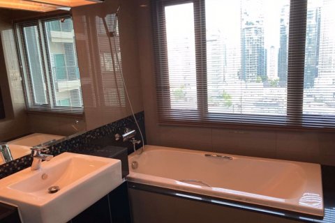 Dúplex de 2 dormitorios en Khlong Toei, Bangkok, Tailandia № 47878 - foto 10