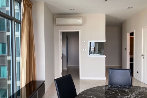 Dúplex de 2 dormitorios en Khlong Toei, Bangkok, Tailandia № 47878 - foto 3