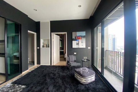 Condo à Huai Khwang, Bangkok, Thaïlande, 1 chambre № 47881 - photo 6