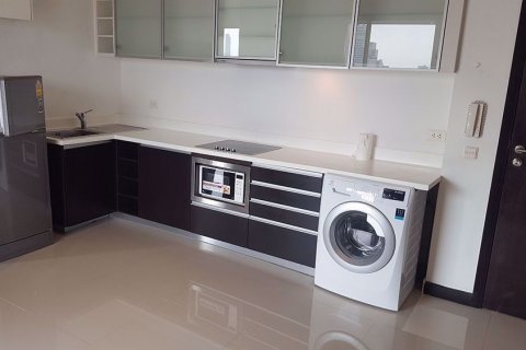 Condo in Yan Nawa, Bangkok, Thailand, 2 bedrooms № 57934