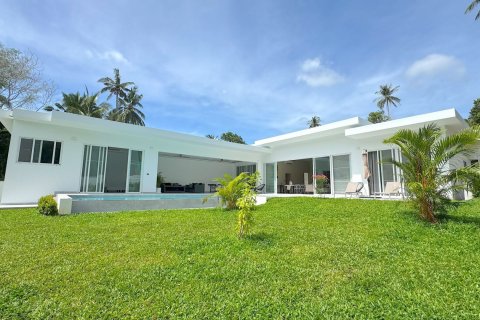 Casa de 4 dormitorios en Ko Samui, Tailandia № 130478 - foto 15
