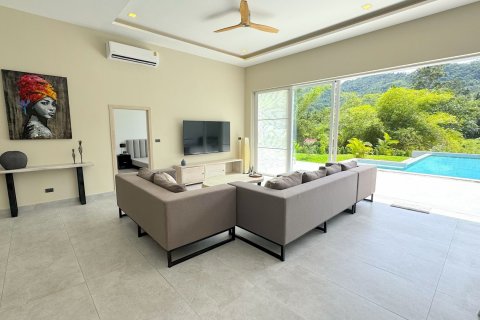 Casa de 4 dormitorios en Ko Samui, Tailandia № 130478 - foto 4