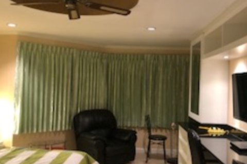 Estudio en el condominio en Jomtien Beach, Pattaya, Tailandia № 204354 - foto 10