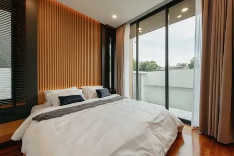 Chalet de 3 dormitorios en Chiang Mai, Tailandia № 162843 - foto 3