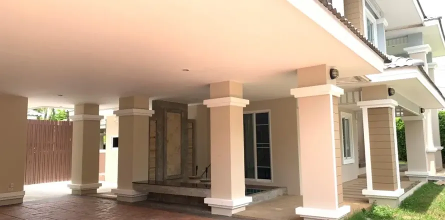 Casa de 4 dormitorios en Chiang Mai, Tailandia № 162846