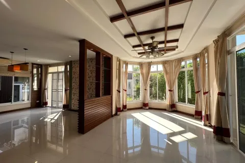 Casa de 4 dormitorios en Chiang Mai, Tailandia № 162846 - foto 4