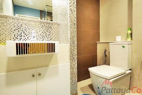 Estudio en el condominio en Bang Lamung, Tailandia № 205292 - foto 10