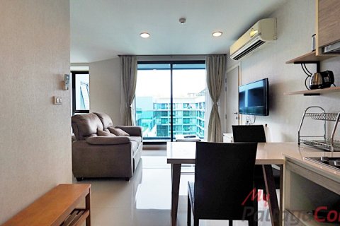 Estudio en el condominio en Bang Lamung, Tailandia № 205292 - foto 2