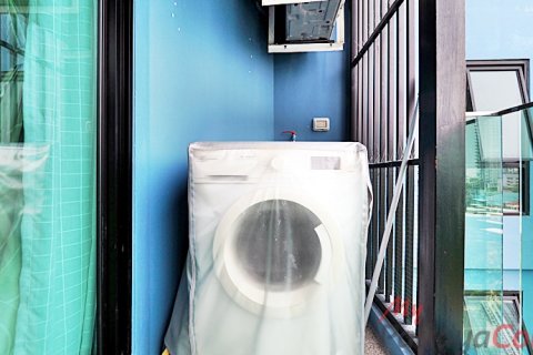 Estudio en el condominio en Bang Lamung, Tailandia № 205292 - foto 11