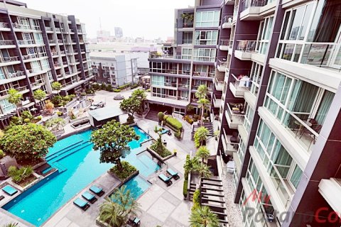 Estudio en el condominio en Bang Lamung, Tailandia № 205291 - foto 10