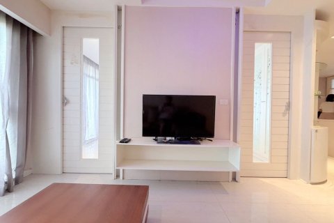 Condo in Hua Hin, Thailand, 2 bedrooms № 154197 - photo 3