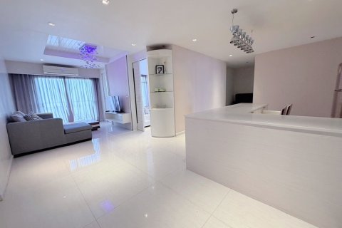 Condo in Hua Hin, Thailand, 2 bedrooms № 154197 - photo 5