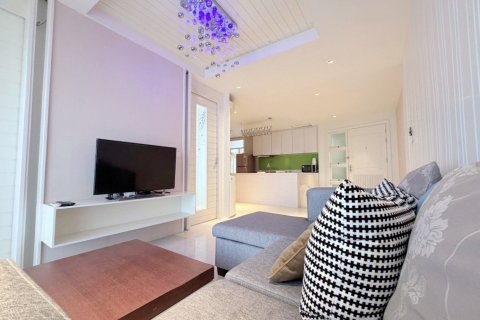Condo in Hua Hin, Thailand, 2 bedrooms № 154197 - photo 2