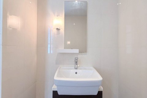 Condo in Hua Hin, Thailand, 2 bedrooms № 154197 - photo 13