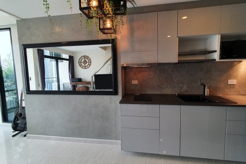 Estudio en Sathon, Bangkok, Tailandia № 154192 - foto 8