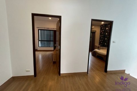 Chalet de 4 dormitorios en Chiang Mai, Tailandia № 162666 - foto 29