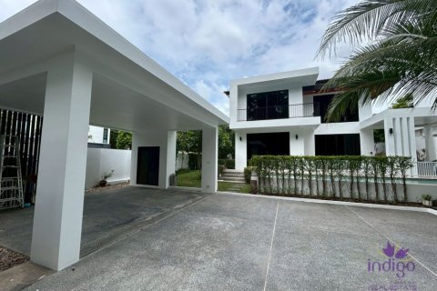 Chalet de 4 dormitorios en Chiang Mai, Tailandia № 162666 - foto 4
