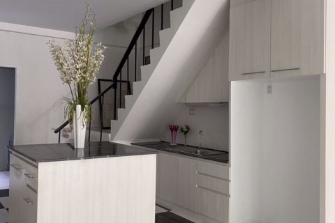 บ้านในวัฒนา, กรุงเทพฯ, ประเทศไทย 3 ห้องนอน № 47748