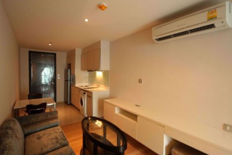 Condo à Watthana, Bangkok, Thaïlande, 1 chambre  № 47746