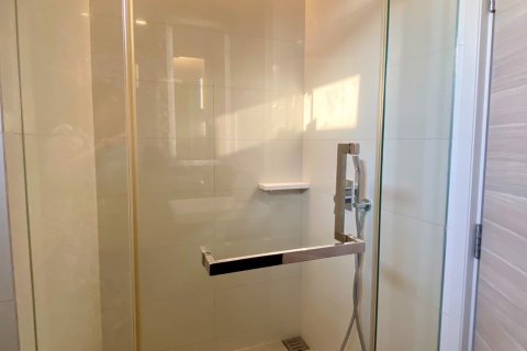 Condominio de 2 dormitorios en Sathon, Bangkok, Tailandia № 47747 - foto 16