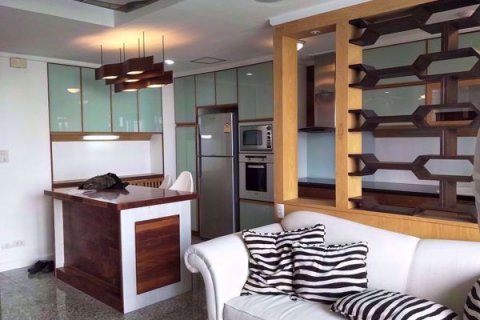 Condominio de 2 dormitorios en Watthana, Bangkok, Tailandia № 47749 - foto 2