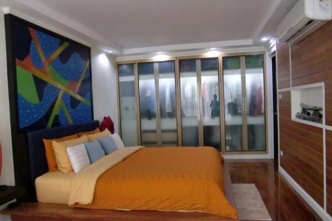Condominio de 2 dormitorios en Watthana, Bangkok, Tailandia № 47749 - foto 10