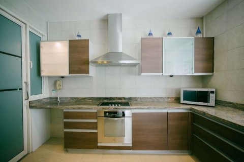 Penthouse in Khlong Toei, Bangkok, Thailand 3 bedrooms № 47750 - photo 23