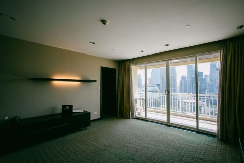 Penthouse in Khlong Toei, Bangkok, Thailand 3 bedrooms № 47750 - photo 18