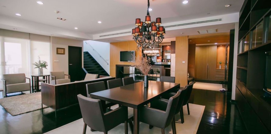 Penthouse in Khlong Toei, Bangkok, Thailand 3 bedrooms № 47750