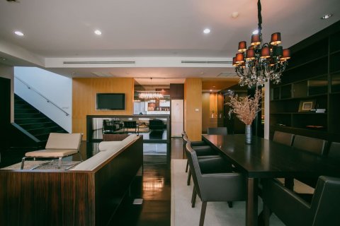Penthouse in Khlong Toei, Bangkok, Thailand 3 bedrooms № 47750 - photo 10
