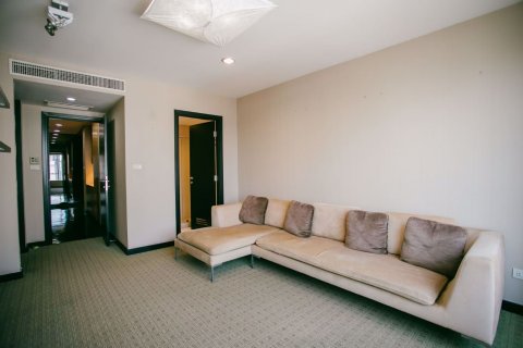 Penthouse in Khlong Toei, Bangkok, Thailand 3 bedrooms № 47750 - photo 21