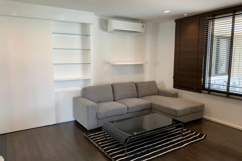 Condominio de 2 dormitorios en Sathon, Bangkok, Tailandia № 143192 - foto 3