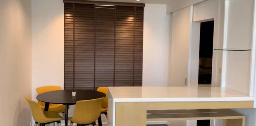 Condominio de 2 dormitorios en Sathon, Bangkok, Tailandia № 143192
