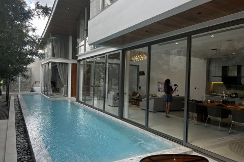 Villa à Phuket, Thaïlande 4 chambres № 45809