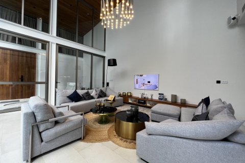 Chalet de 4 dormitorios en Phuket, Tailandia № 45809 - foto 10