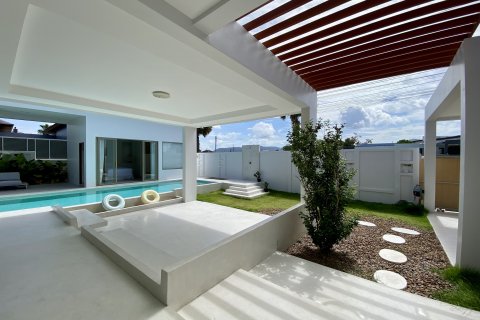 Chalet de 4 dormitorios en Phuket, Tailandia № 136027 - foto 22