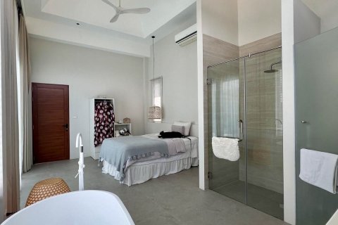Chalet de 4 dormitorios en Phuket, Tailandia № 136027 - foto 4