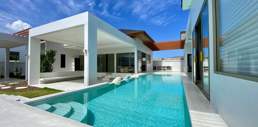 Chalet de 4 dormitorios en Phuket, Tailandia № 136027