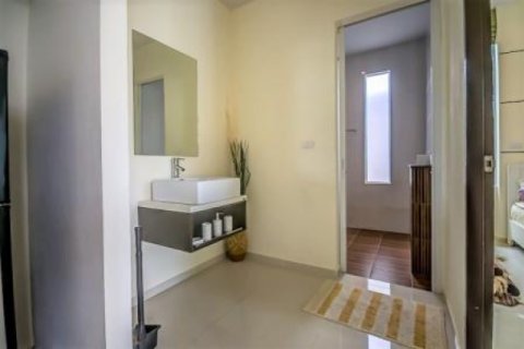 Chalet de 2 dormitorios en Hua Hin, Tailandia № 202847 - foto 3