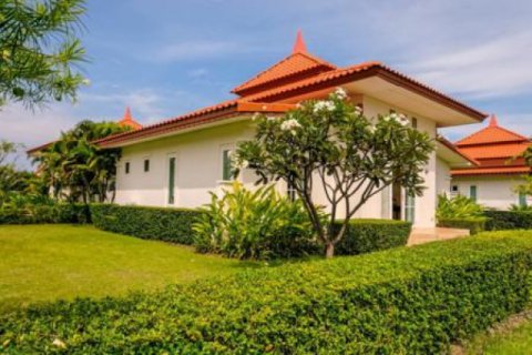 Chalet de 2 dormitorios en Hua Hin, Tailandia № 202844 - foto 5